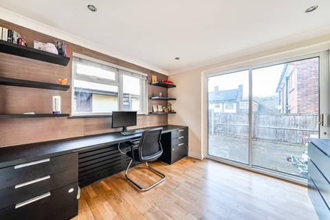 3 bedroom semi-detached house for sale, Crowborough Path, Bushey, South Oxhey, WD19