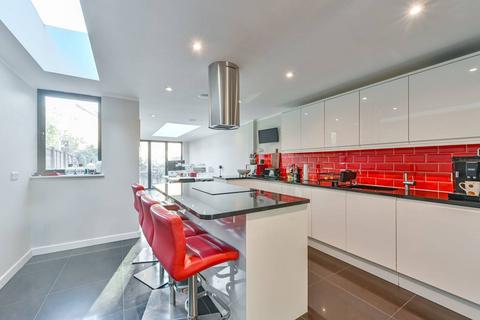 4 bedroom house for sale, Cabul Road, Battersea, London, SW11