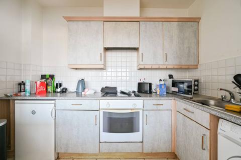 2 bedroom flat to rent, Metro Central Heights, SE1, Elephant and Castle, London, SE1