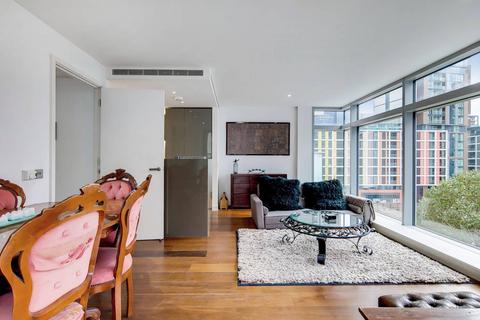 Pan Peninsula, Canary Wharf, London, E14