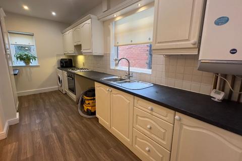 3 bedroom semi-detached house for sale, Southdale Road, Nottingham