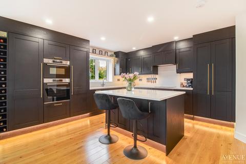 4 bedroom detached house for sale, Maple House, Burton Road, Rosliston
