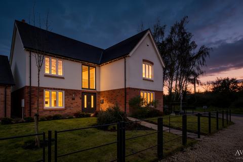 4 bedroom detached house for sale, Maple House, Burton Road, Rosliston