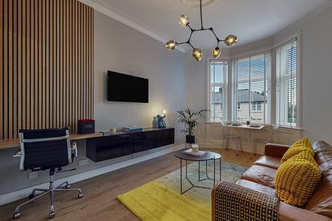 2 bedroom flat for sale, Easwald Bank, Renfrewshire PA10