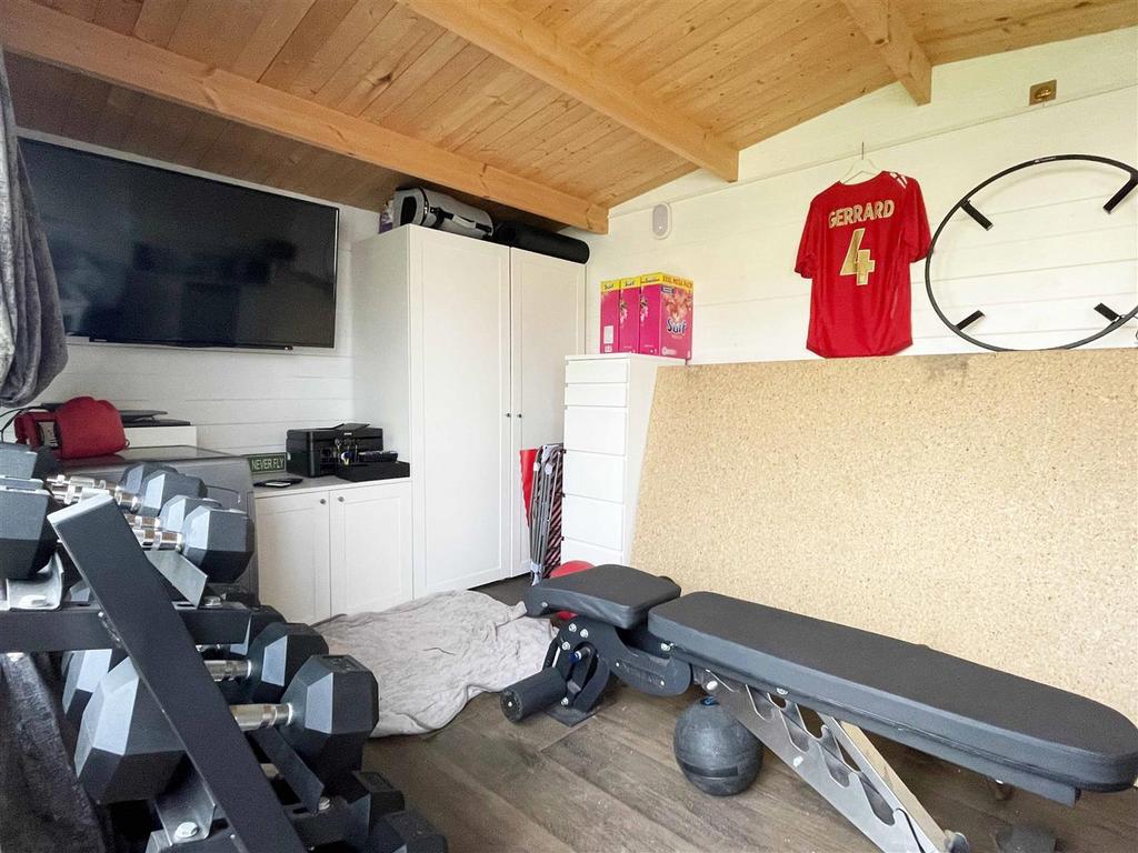 Cabin.jpg