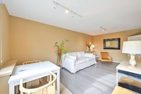 1 bedroom flat to rent, Carrick Court, Kennington Park Road, Kennington, London, SE11