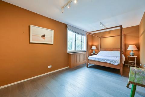 1 bedroom flat to rent, Carrick Court, Kennington Park Road, Kennington, London, SE11