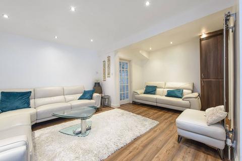 4 bedroom terraced house for sale, Ballards Road, Dollis Hill, London, NW2