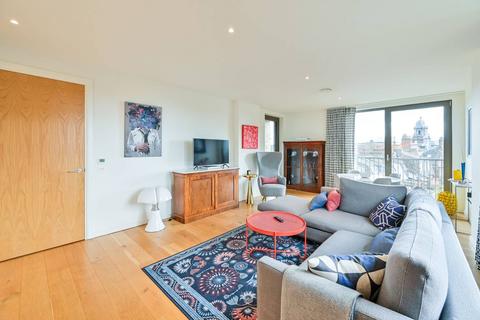3 bedroom flat for sale, Camberwell Passage, Camberwell, London, SE5