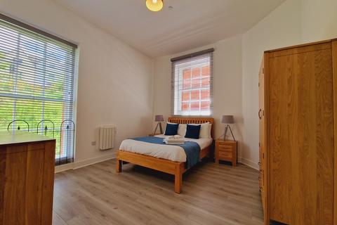 2 bedroom apartment to rent, Victoria Road, Swindon SN1
