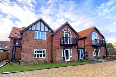2 bedroom ground floor flat for sale - St Nicholas Gardens, Sheringham NR26