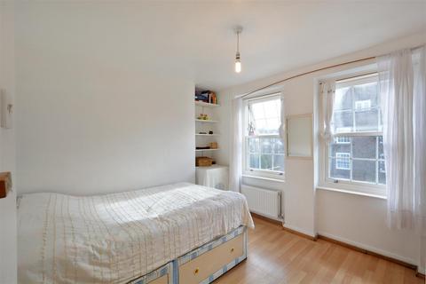 1 bedroom flat to rent, April Court, Teale Street, London