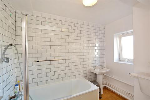 1 bedroom flat to rent, April Court, Teale Street, London