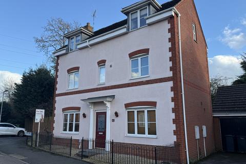 4 bedroom detached house for sale, Upton Drive, Nuneaton, CV11