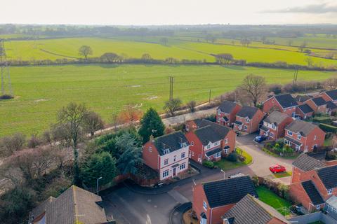 4 bedroom detached house for sale, Upton Drive, Nuneaton, CV11