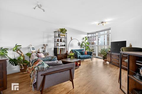 2 bedroom apartment for sale, Altolusso, Bute Terrace, Cardiff