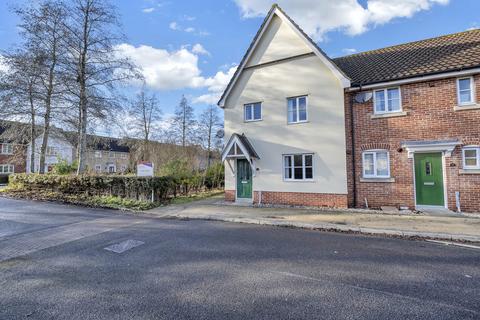3 bedroom end of terrace house for sale, Fen Way, Bury St. Edmunds