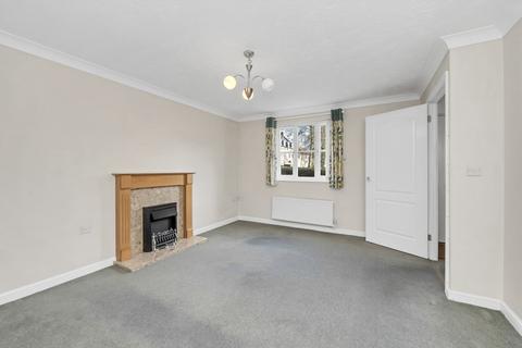 3 bedroom end of terrace house for sale, Fen Way, Bury St. Edmunds