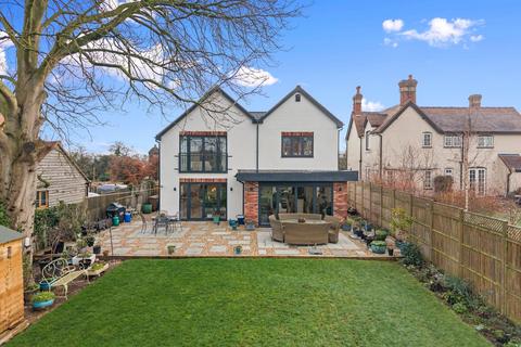 undefined, Evesham Road, Norton, WR11