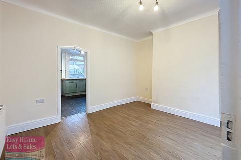 2 bedroom terraced house for sale, Grove Street, Leyland