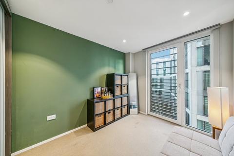 2 bedroom flat for sale, Copperlight Apartments, 16 Buckhold Road, London