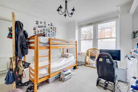 1 bedroom flat for sale, Lambrook Terrace, Fulham, London