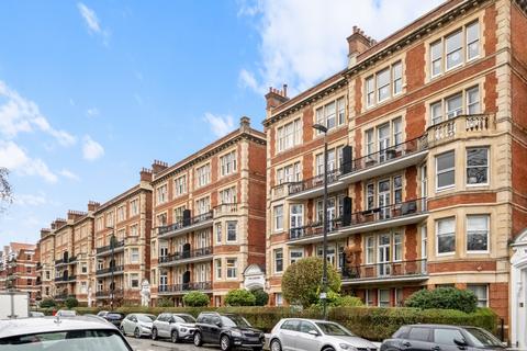 3 bedroom flat to rent, York Mansions, Prince of Wales Drive, London