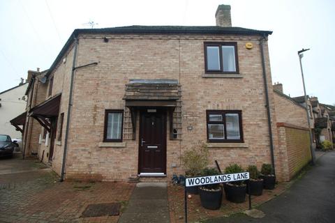 2 bedroom end of terrace house to rent, High Street, South Milford