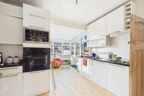 2 bedroom semi-detached house for sale, Hazelmere Avenue, Bingley