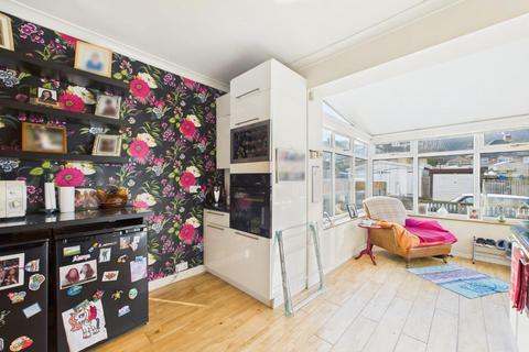 2 bedroom semi-detached house for sale, Hazelmere Avenue, Bingley