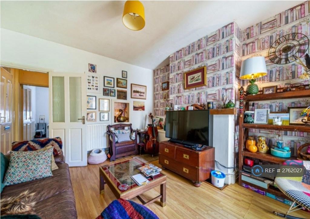 Dining/Sitting Room