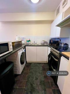 1 bedroom flat to rent, Capstan Close, Romford, RM6