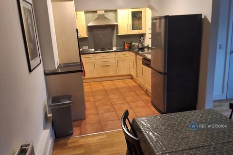3 bedroom semi-detached house to rent, The Glove Factory, Tintinhull, BA22