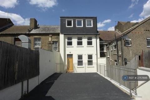 undefined, High Street, Chatham, ME4