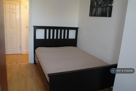 1 bedroom flat to rent, London, London, E15