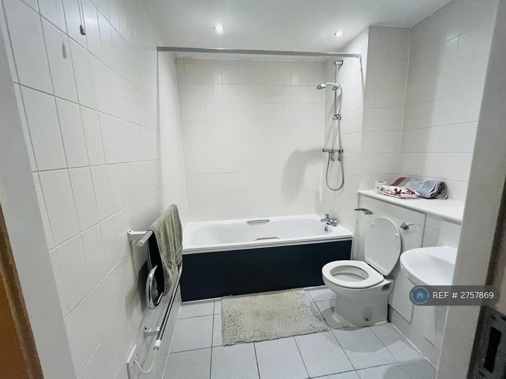 Main Bathroom