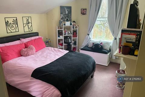 3 bedroom flat to rent, Brixton Hill, London, SW2