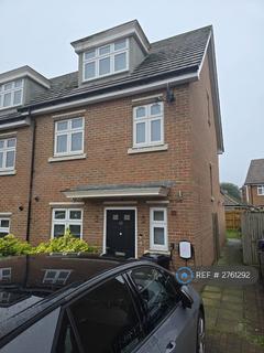 3 bedroom end of terrace house to rent, Repton Crescent, Earley, Reading, RG6