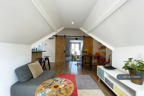 1 bedroom flat to rent, Muswell Hill Road, London, N10