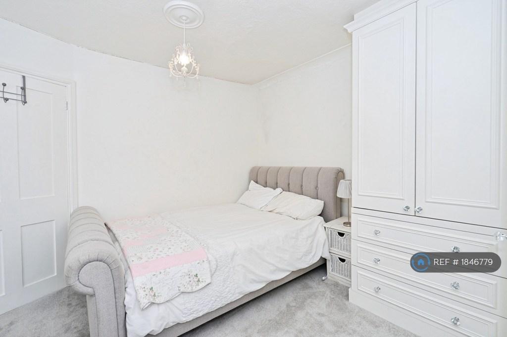 3rd Double Bedroom