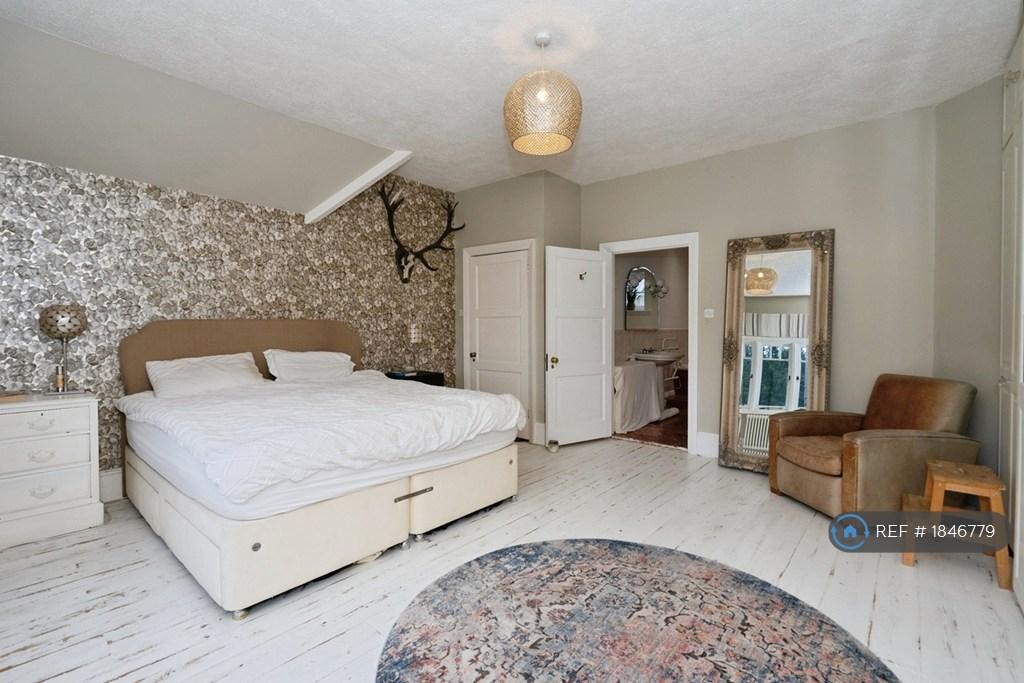 Main Bedroom En Suite