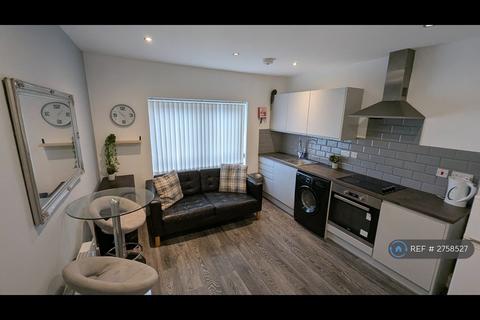 1 bedroom flat to rent, Walter Road, Swansea, SA1