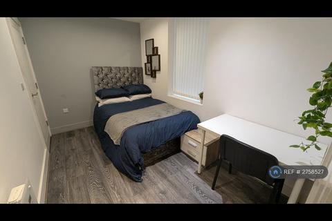1 bedroom flat to rent, Walter Road, Swansea, SA1