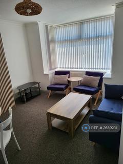 4 bedroom semi-detached house to rent, Sixth Avenue, Bristol, BS7
