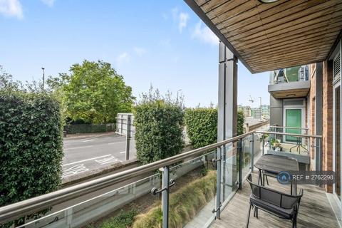 undefined, Juniper Drive, London, SW18