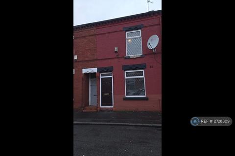 2 bedroom terraced house to rent, Dalbeattie Street, Manchester, M9