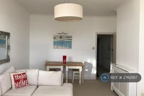 1 bedroom flat to rent, Kingsway, Hove, BN3
