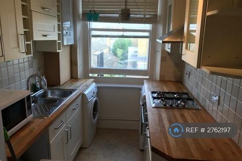 1 bedroom flat to rent, Kingsway, Hove, BN3