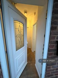 1 bedroom flat to rent, Noel Court, Redditch, B97