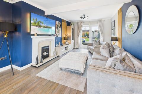 3 bedroom semi-detached house for sale, Arden Road, Tamworth B77